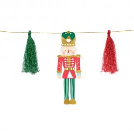 Girlander Nutcracker DIY